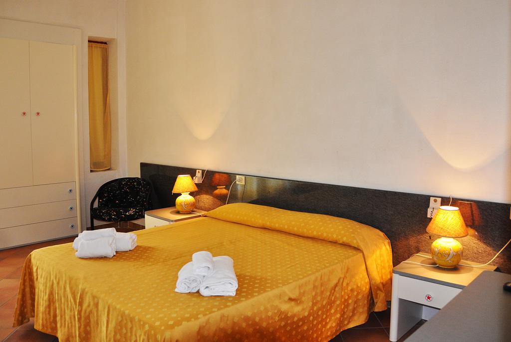 Residence Hotel Eden 帕利努罗 外观 照片
