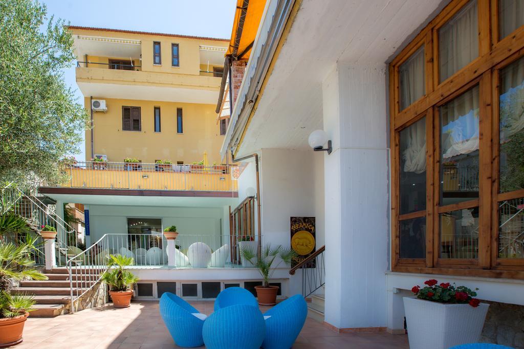 Residence Hotel Eden 帕利努罗 外观 照片