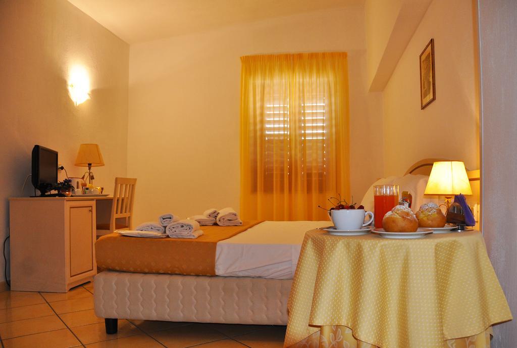 Residence Hotel Eden 帕利努罗 外观 照片